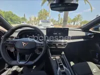 Usado Cupra Formentor 204 CV (150 kW) 2025 Gris / plata SUV