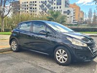 Usado Peugeot 208 Access 68 CV (50 kW) 2013 Negro Utilitario