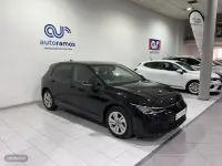 Usado VW Golf VIII Life 115 CV (84 kW) 2024 Negro Berlina