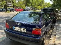 Usado BMW 316 102 CV (75 kW) 1998 Azul Berlina