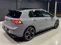 Usado VW Golf VIII GTI 300 CV (220 kW) 2025 Gris Utilitario