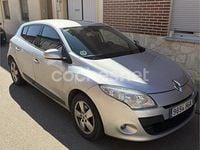 Usado Renault Mégane Dynamique 130 CV (95 kW) 2011 Gris / plata Berlina