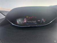 Usado Peugeot 5008 Allure 130 CV (95 kW) 2021 Rojo SUV