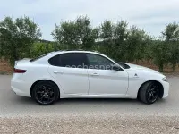 Usado Alfa Romeo Giulia Veloce 280 CV (205 kW) 2017 Blanco Berlina