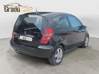 Usado Mercedes A180 Avantgarde 109 CV (80 kW) 2007 Negro Berlina