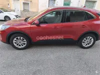 Usado Ford Kuga Titanium 120 CV (88 kW) 2021 Rojo SUV