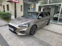 Usado Ford Focus ST-Line 182 CV (133 kW) 2018 Gris