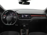 Usado Skoda Fabia Monte Carlo 115 CV (84 kW) 2025 Gris plata Utilitario