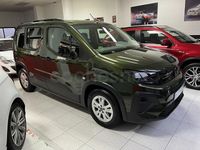 Usado Peugeot Rifter Allure 100 CV (73 kW) 2024 Verde Monovolumen