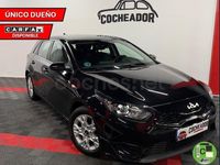 Używany Kia Ceed 100 KM (73 kW) 2022 Czarny Hatchback