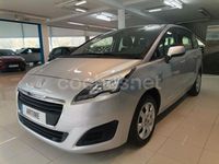 Usado Peugeot 5008 Access 120 CV (88 kW) 2015 Gris / plata Monovolumen