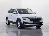 Usado Skoda Karoq Ambition 110 CV (80 kW) 2022 Blanco SUV