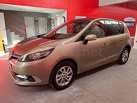 Usado Renault Scénic III Dynamique 110 CV (80 kW) 2014 Marrón Monovolumen