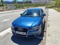 Usado Audi A4 140 CV (102 kW) 2005 Azul Berlina