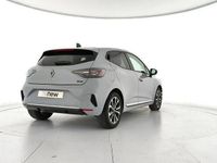 Usado Renault Clio V Techno 145 CV (106 kW) 2025 Gris Berlina