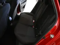 Usado Hyundai i20 100 CV (73 kW) 2025 Rojo Utilitario