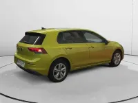 Usado VW Golf VIII Life 110 CV (80 kW) 2021 Verde Utilitario