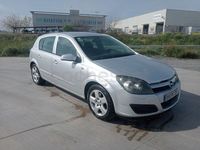 Usado Opel Astra Cosmo 100 CV (73 kW) 2006 Gris / plata Berlina