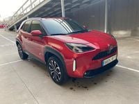 Usado Toyota Yaris Hybrid Active 116 CV (85 kW) 2025 Rojo