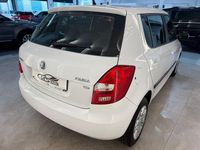 Brugt Skoda Fabia Ambition 75 HK (55 kW) 2014 Hvid Sedan