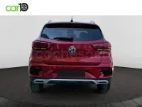 Usado MG ZS Luxury 106 CV (77 kW) 2024 Rojo SUV