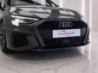 Usado Audi S3 Sportback 310 CV (228 kW) 2022 Gris Utilitario