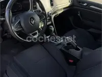 Usado Renault Mégane II Intens 115 CV (84 kW) 2021 Blanco Berlina