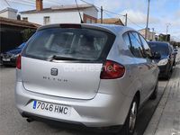 Usado Seat Altea Reference 105 CV (77 kW) 2012 Gris / plata Monovolumen