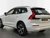 Usado Volvo XC60 Core 2025 Oro SUV
