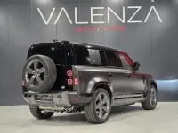 Usado Land Rover Defender Carpathian Edition 525 CV (386 kW) 2024 Negro SUV