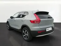 Nuevo Volvo XC40 Core 163 CV (119 kW) 2026 Gris / plata SUV