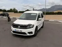 Usado VW Caddy Trendline 102 CV (75 kW) 2015 Blanco Monovolumen