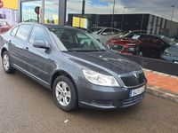 Usado Skoda Octavia GreenLine 105 CV (77 kW) 2012 Gris / plata Berlina
