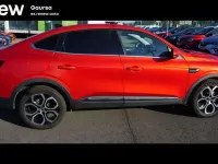 Usado Renault Arkana Zen 143 CV (105 kW) 2022 Rojo SUV