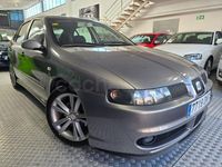 Usado Seat Leon FR 150 CV (110 kW) 2005 Gris / plata Utilitario