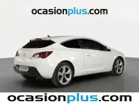 Usado Opel Astra GTC Sportive 131 CV (96 kW) 2014 Blanco Utilitario