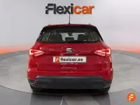 Usado Seat Arona Style 110 CV (80 kW) 2022 Rojo SUV