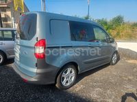Usado Ford Tourneo Courier Titanium 100 CV (73 kW) 2019 Gris / plata Monovolumen