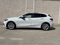 Usado BMW 118 Comfort Edition 136 CV (100 kW) 2022 Blanco Utilitario