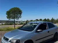 Usado Opel Astra Cabriolet 115 CV (84 kW) 1997 Gris / plata Descapotable
