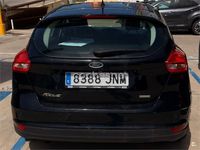 Usado Ford Focus Trend 125 CV (91 kW) 2016 Negro Berlina