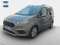Usado Ford Tourneo Titanium 101 CV (74 kW) 2022 Marrón Van