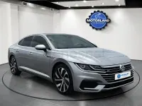 Usado VW Arteon 150 CV (110 kW) 2018 Gris / plata Utilitario