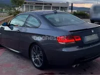 Usado BMW 330 231 CV (169 kW) 2009 Gris / plata Coupe