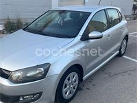 Usado VW Polo 75 HP (55 kW) 2012 Cinzento Citadino
