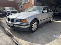 Usado BMW 316 99 CV (72 kW) 1996 Plateado Berlina