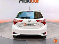 Usado Toyota Yaris Active 69 CV (50 kW) 2019 Blanco Utilitario