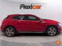 Usado Mercedes GLA200 136 CV (100 kW) 2017 Rojo SUV