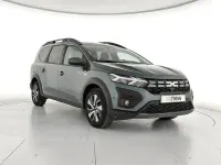 Usado Dacia Jogger Expression 100 CV (73 kW) 2025 Verde Monovolumen