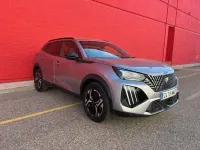 Usado Peugeot 2008 Allure 131 CV (96 kW) 2024 Gris SUV